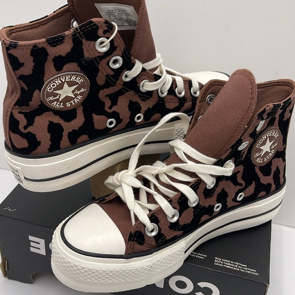 Converse WMNS CTAS LIFT HI BEAR NAP/BLACK/EGRET A12351C Platforms Sneakers - Picture 9 of 16